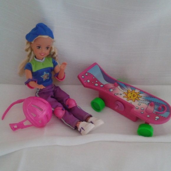 Barbie Dolls - Picture 8 of 9